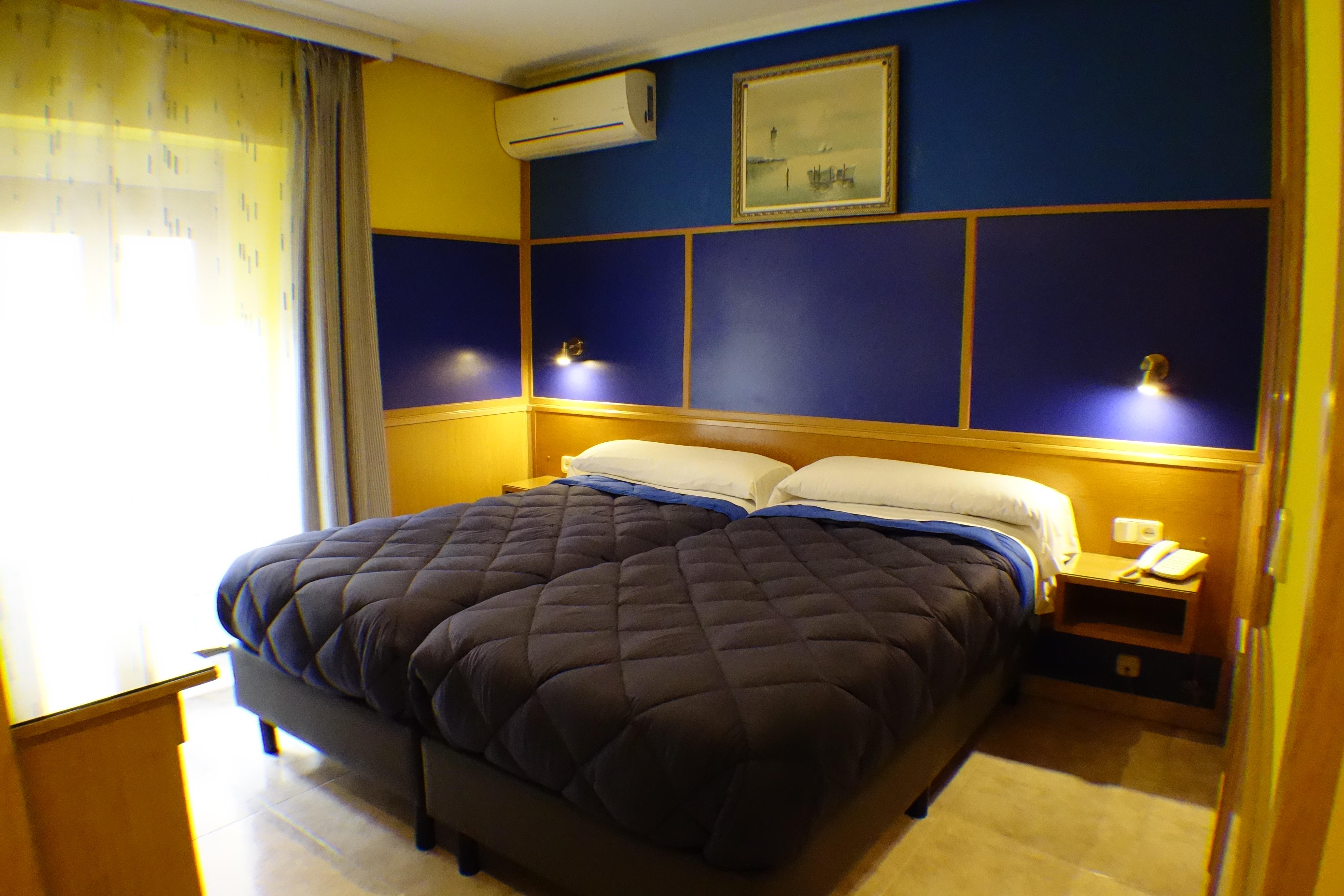 Hotel Trípolis Toledo Exteriér fotografie